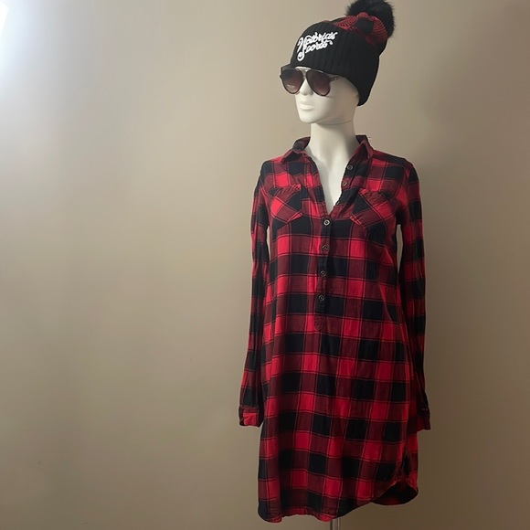 Flannel dress - Picture 1 of 5